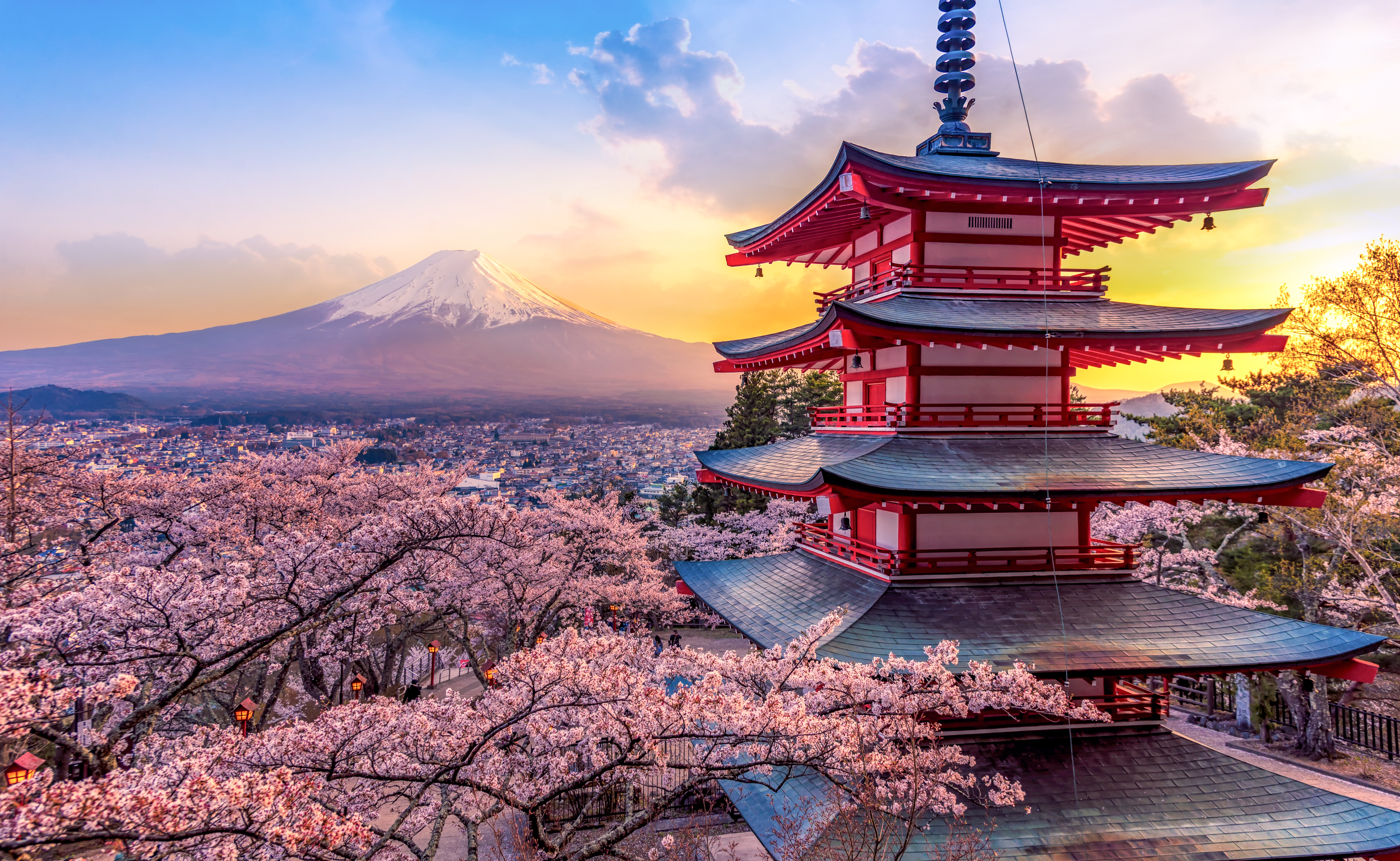 Visit the Best Destination in the World on Your Honeymoon in Japan