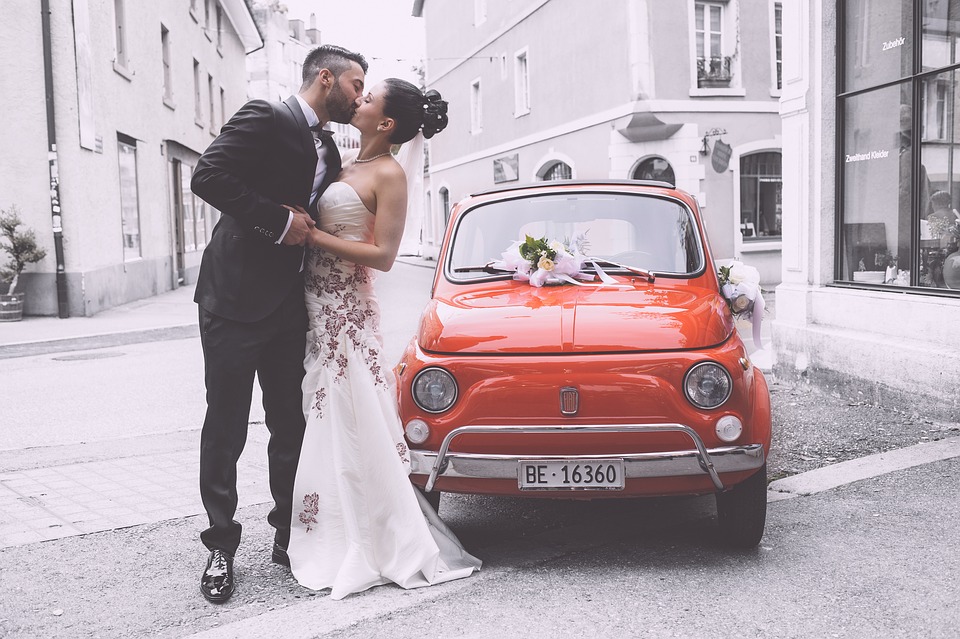 Find the right wedding car